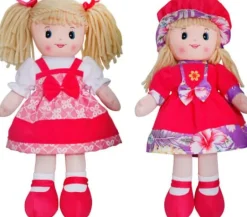 Amia - Wollhaarpuppe ''Lotte'' 40 cm, sortiert | Teddy Toys Kinderwelt