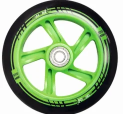 Authentic Muuwmi - Alu Scooter 125 mm, schwarz/grün | Teddy Toys Kinderwelt