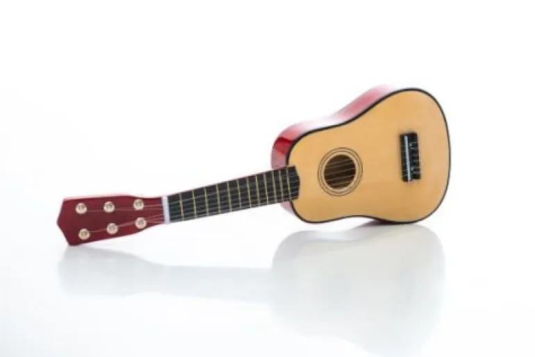 Boogie Bee Holzgitarre mit 6 Saiten, 55 cm | Teddy Toys Kinderwelt