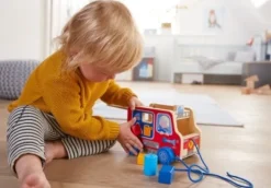 HABA Ziehfigur - Feuerwehrauto | Teddy Toys Kinderwelt