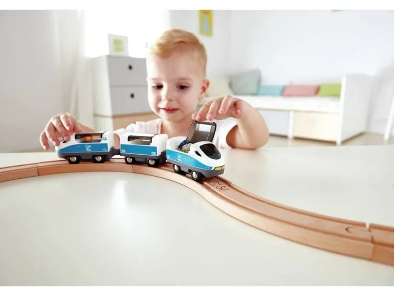 Hape Sicherheits-Set, achtförmig | Teddy Toys Kinderwelt