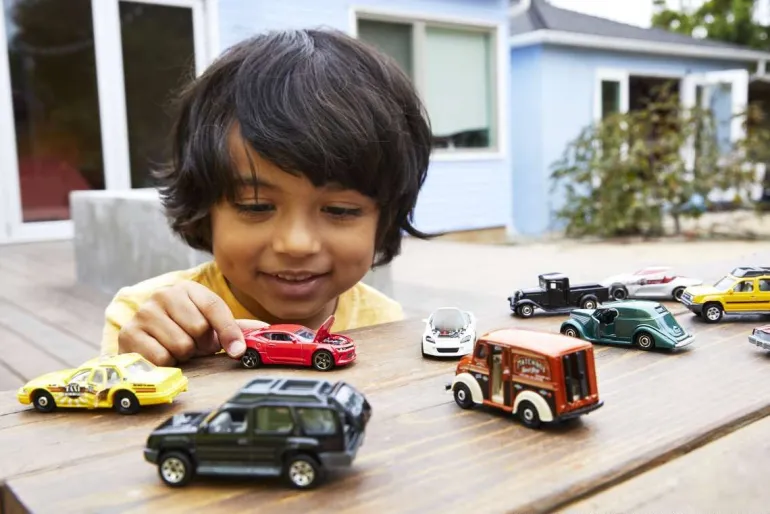 Matchbox - Autos mit beweglichen Teilen, sortiert | Teddy Toys Kinderwelt