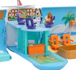 Moose Toys BLUEY HOLIDAY 3in1 Set Airplane, Boat Hotel | Teddy Toys Kinderwelt