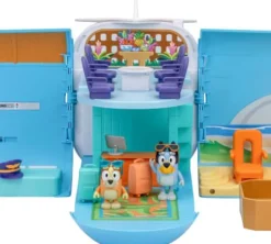 Moose Toys BLUEY HOLIDAY 3in1 Set Airplane, Boat Hotel | Teddy Toys Kinderwelt