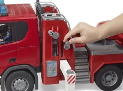 ScaniaSuper 560R Feuerwehr, Drehleiter, Wasserpumpe, L+S | Teddy Toys Kinderwelt