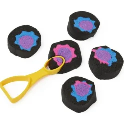 Spin Master Kinetic Sand - Slice N` Surprise | Teddy Toys Kinderwelt